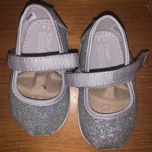 TOMS baby sneakers